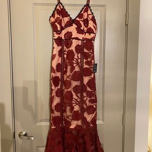 Burgundy Floral Mesh Lace Trumpet Midi Dress